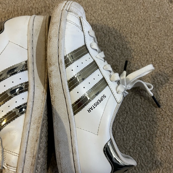 Adidas silver superstar excellent condition - Picture 3 of 4